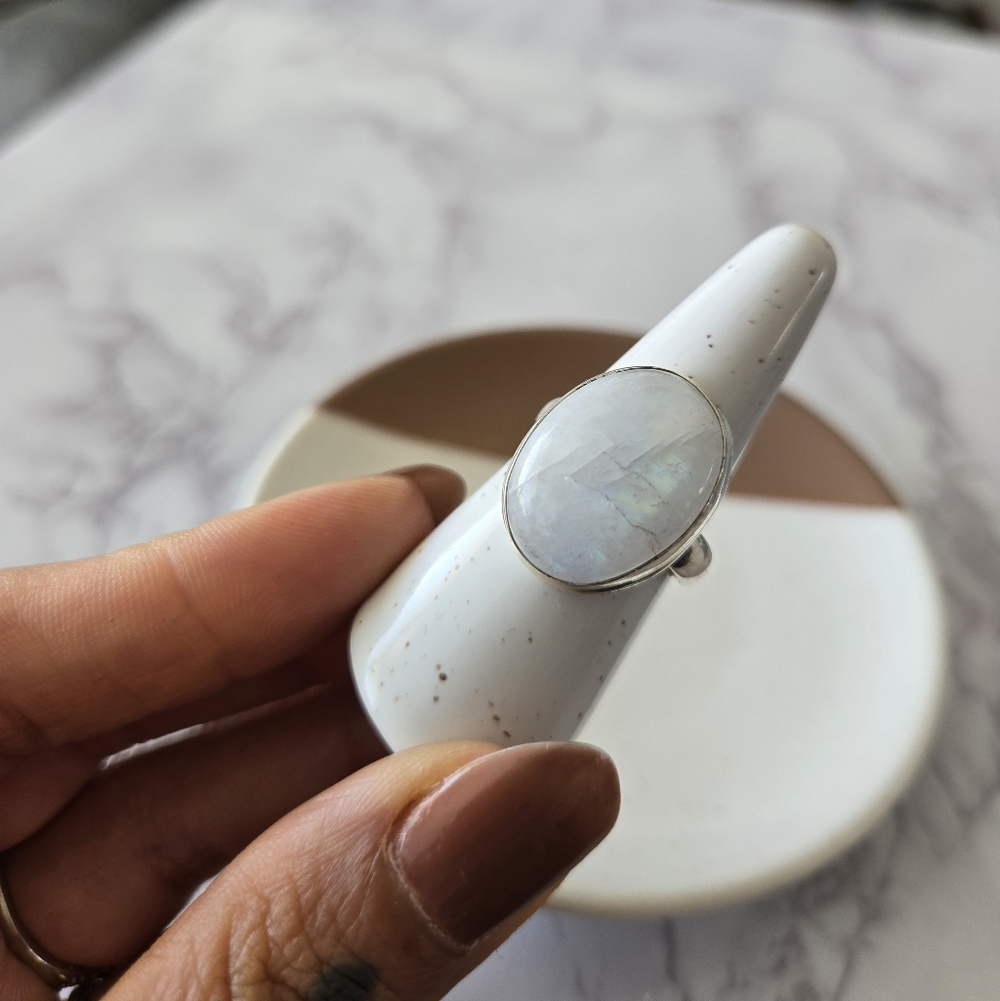 Silver Moonstone Ring Oval Moonstone Stamped 925 - image 4